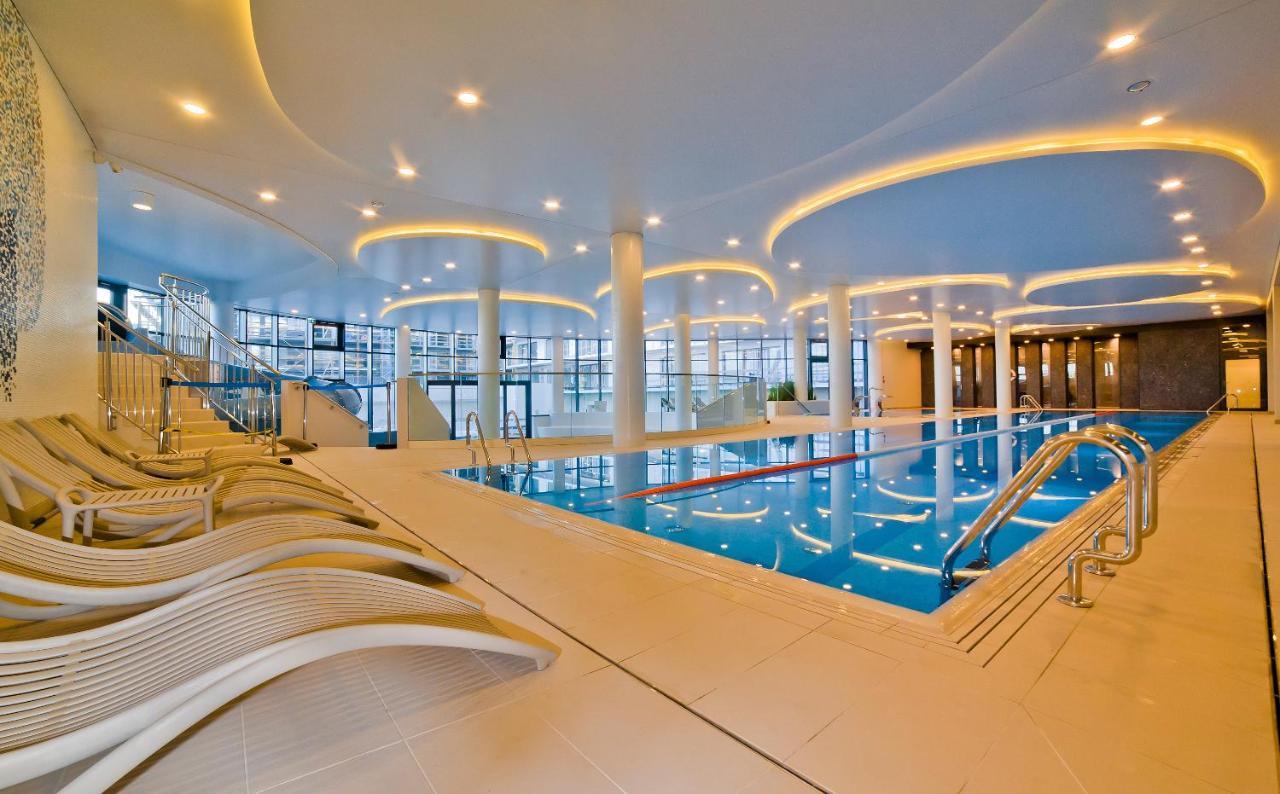 Aqua Resort Apartments-Aqua Park No Limit, Parking Колобжег Екстериор снимка
