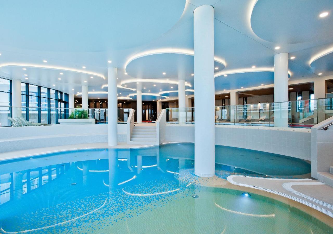 Aqua Resort Apartments-Aqua Park No Limit, Parking Колобжег Екстериор снимка