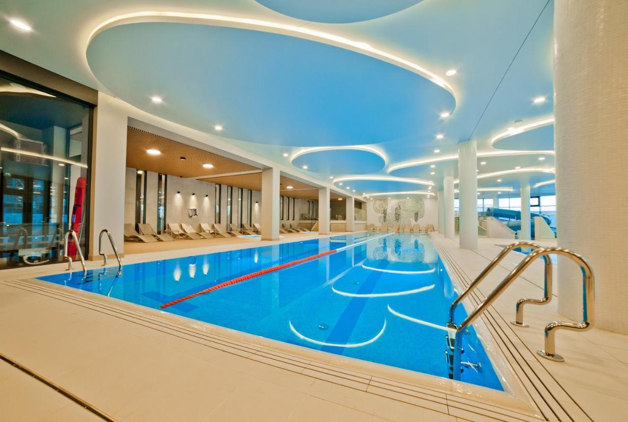 Aqua Resort Apartments-Aqua Park No Limit, Parking Колобжег Екстериор снимка