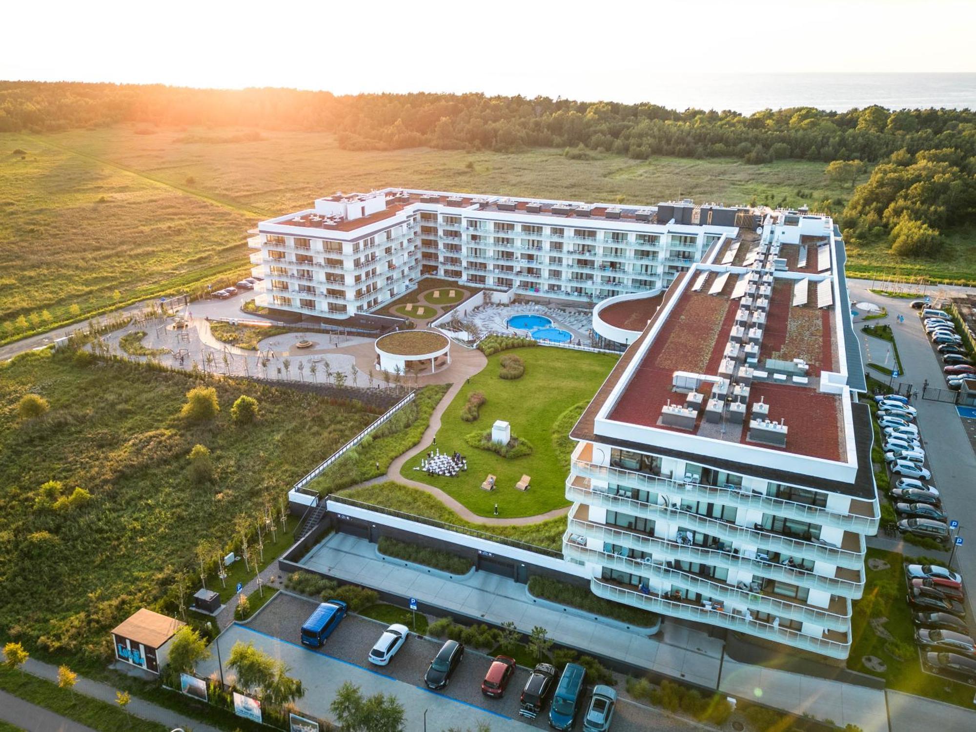 Aqua Resort Apartments-Aqua Park No Limit, Parking Колобжег Екстериор снимка